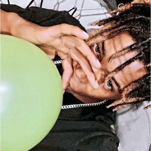 Meet your Posher, Amari